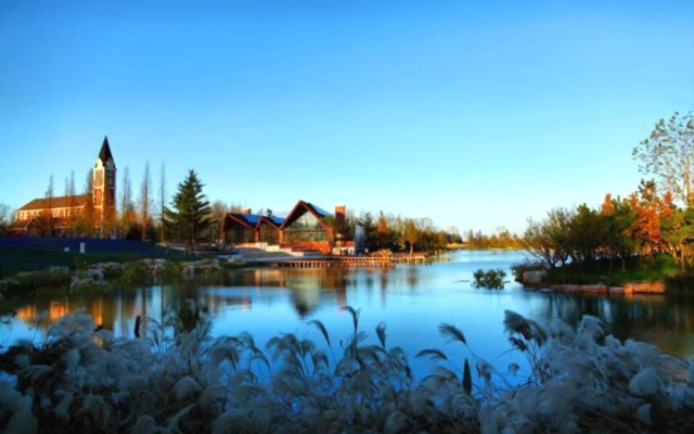 YT Longhu Seaview Garden Holiday Villa