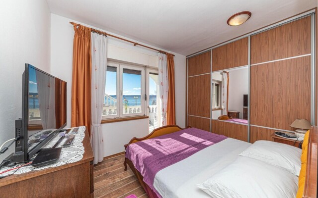 Nice Home in Kastel Kambelovac With Wifi and 1 Bedrooms