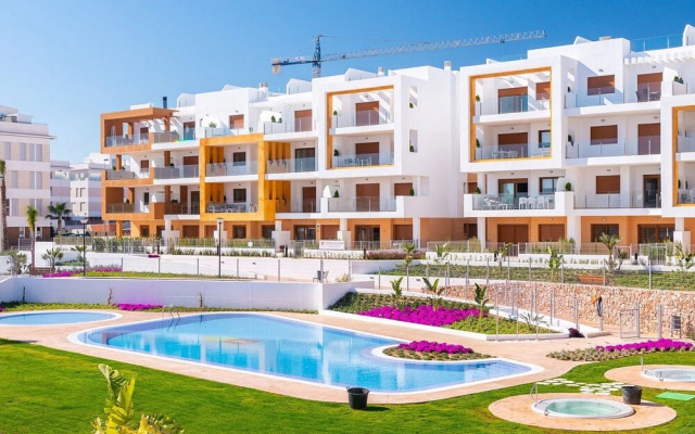 Splendid Apartment in Orihuela Costa With Garden