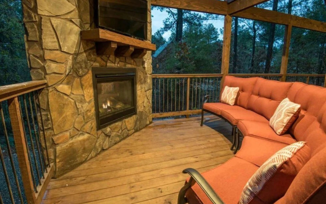 Simmer Down Lodge - 5 Br Cabin