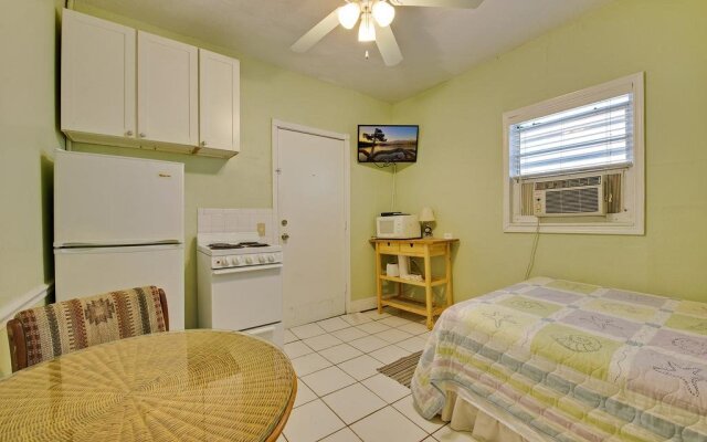 The Coral House Motel