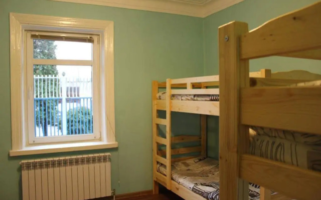 Happy Hostel