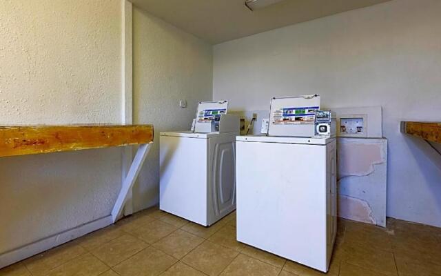 OYO Hotel Kingsville Hwy 77