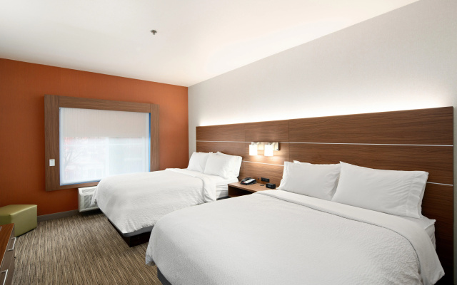 Holiday Inn Express & Suites Interstate 90 by IHG