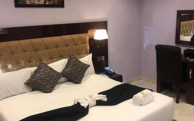Mesorein Luxury Hotel