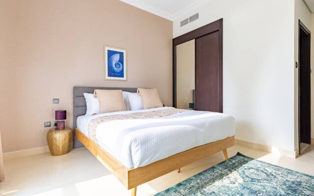 Beaming 3BR Apartment in Downtown Burj District!