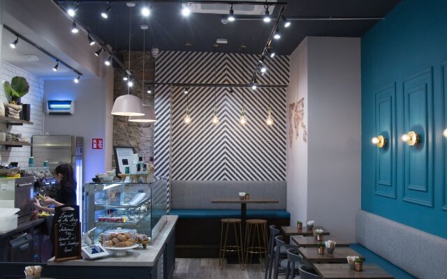 The Bedford Townhouse & Café