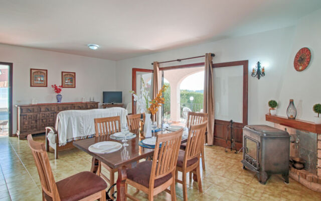 Holiday Home Casa Ricarlos (CLP264)