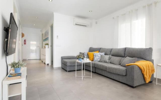 Apartamento Concha junto a playa, CLAVELLS 1 1ER D