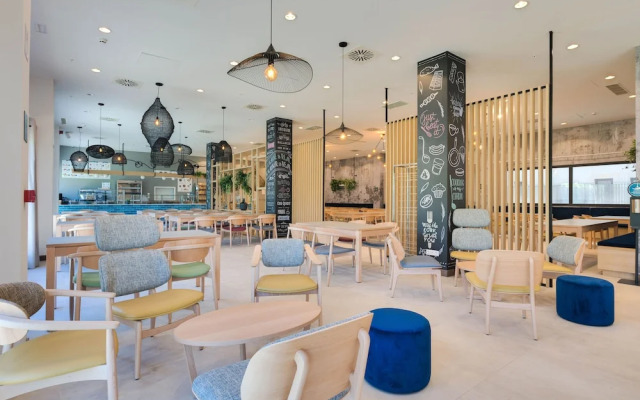 Livensa Living Studios Malaga Feria