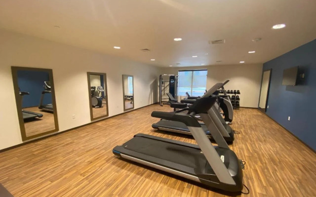 Comfort Suites Midland West