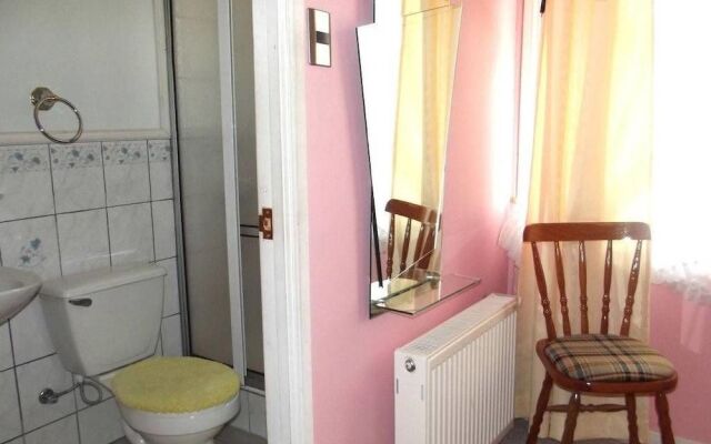 Hostal Arkya - Adults Only