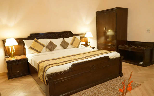 Holiday Regency – Guest Rooms – Moradabad