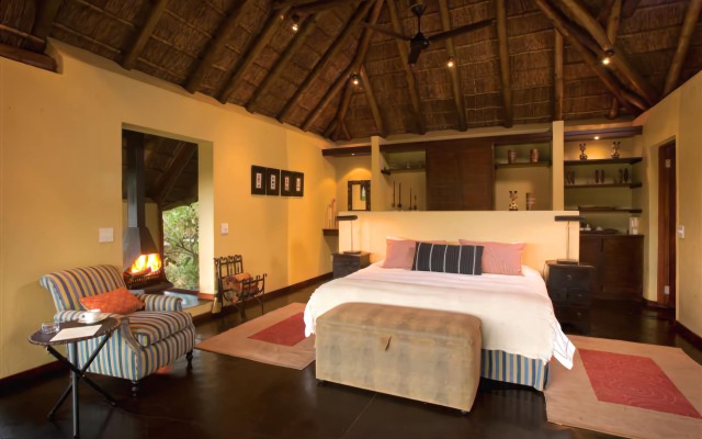 Tshwene Lodge