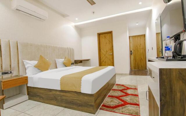 Fabhotel Prime The Eminence