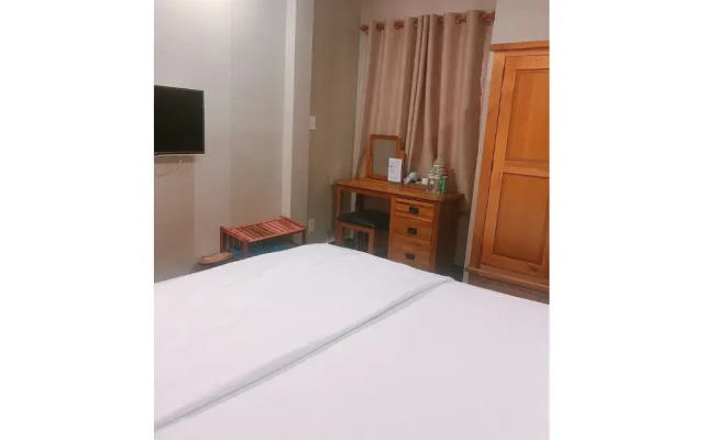 Airanc 605 - Airport Apartments And Cars