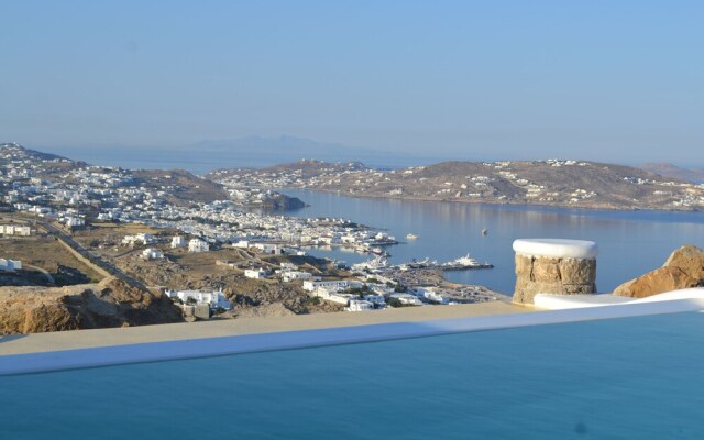 Mykonos Divino