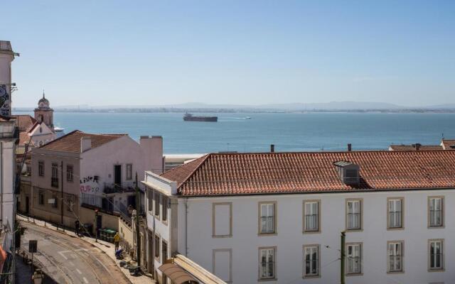 Alfama River View Tailor Made Flat