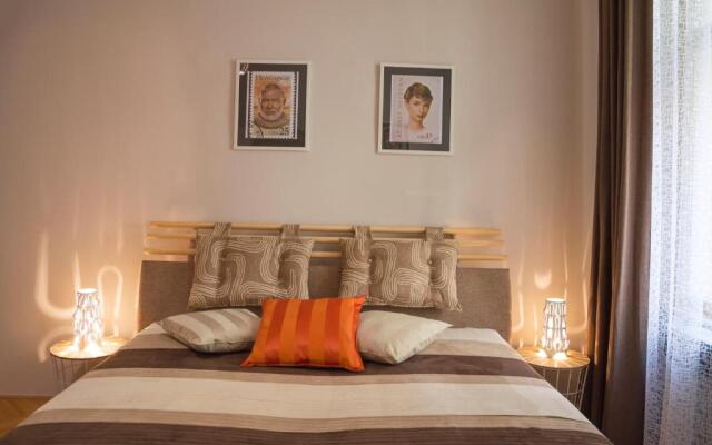Modern Apartment Zlatnicka 8