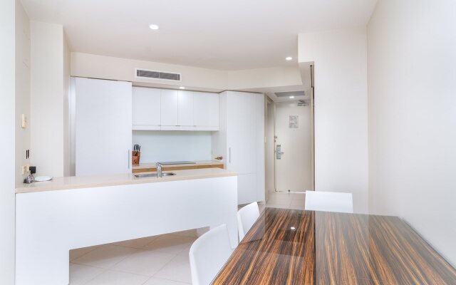 201 Lake Street Apartments