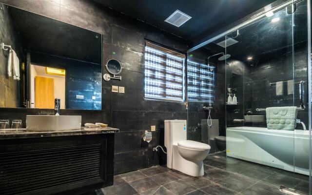 Lijiang Gemmer Hotel