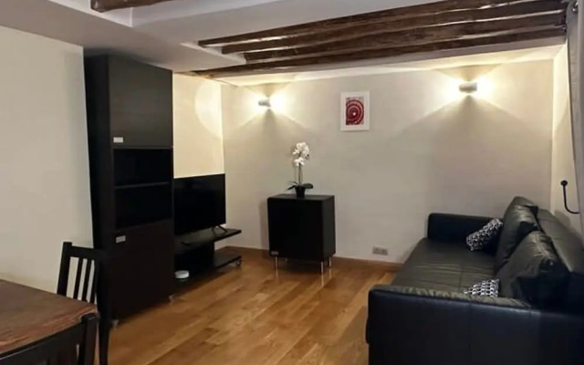 Charming Tuileries 1 Bed Apt in the Centre of Paris