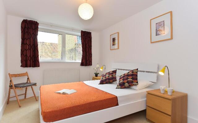 Waterside Níké Apartments