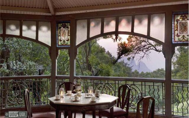 Dune Barr House - Verandah in the Forest