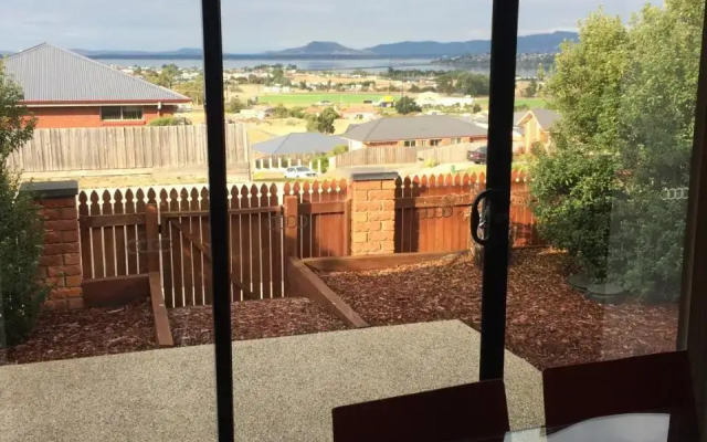 Panorama on Sorell B&B