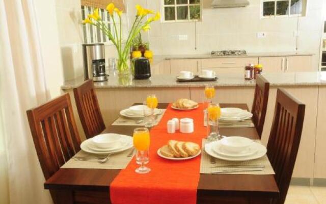 Miloski Suites