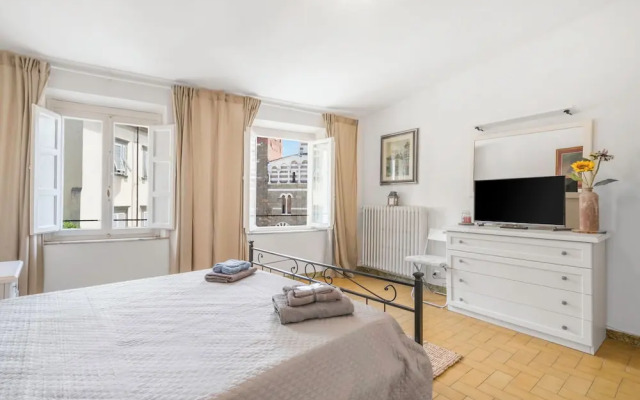 Lucca Old Town Apartment