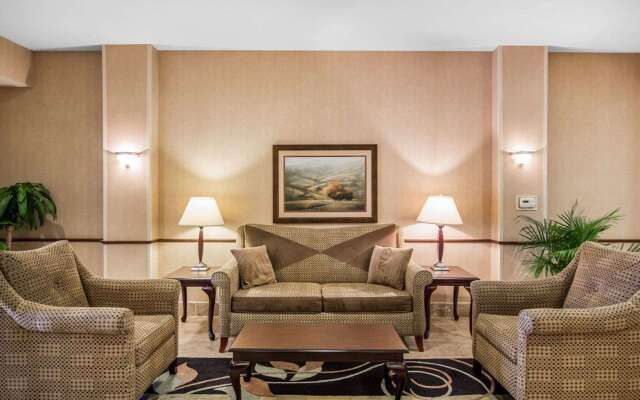 Rodeway Inn & Suites Salina South