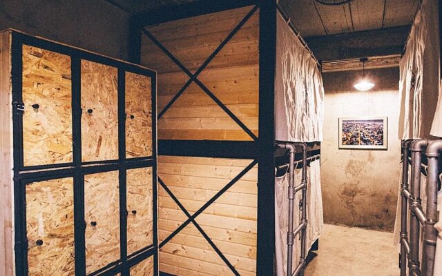 Pulley Hostel Hua Hin