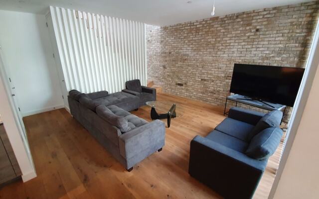 Luxury London. O2 Greenwich sleeps 8-10