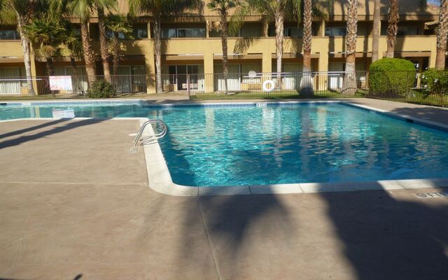 Days Inn Bakersfield