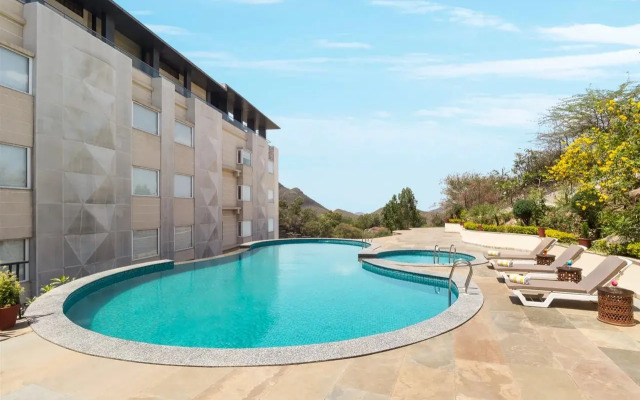 juSTa Sajjangarh Resort & Spa