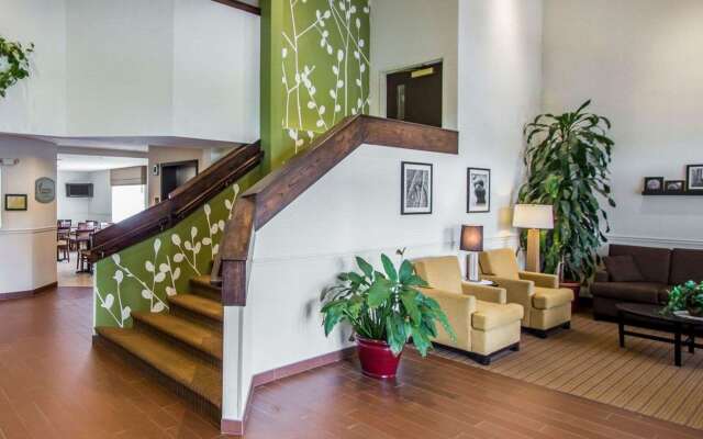 Sleep Inn & Suites Niantic North