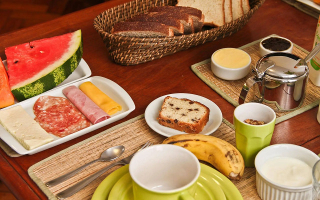 Bed And Breakfast Leblon