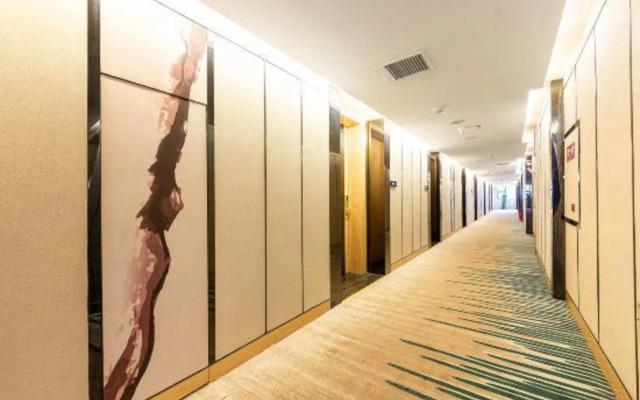 Diqiu Lvbaoshi Hotel