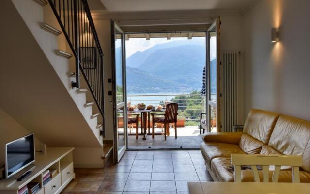 Bello Pianello 2-Bedroom Apartment