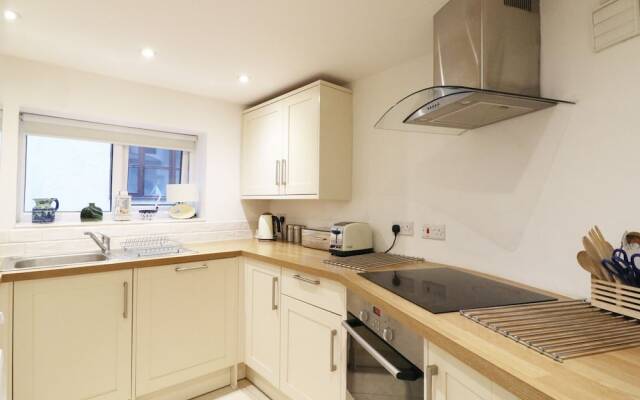 Lugger Cottage