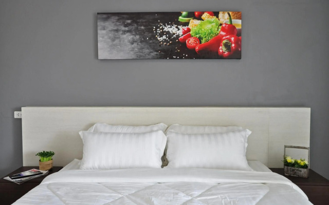 C Room (Chomchan) at Airport