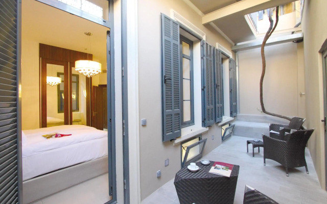 Golden Tulip Cannes hotel de Paris