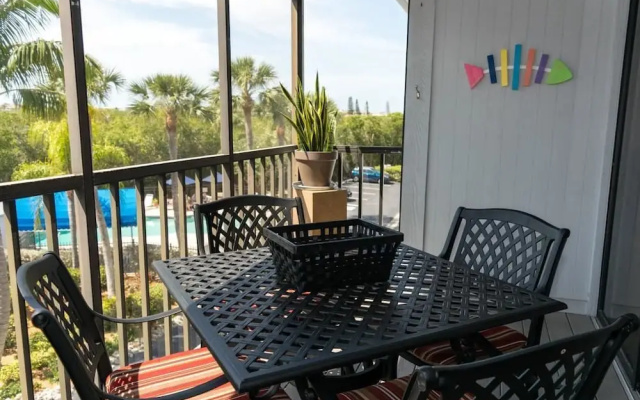 Cove at Sandy Pointe Unit 202a