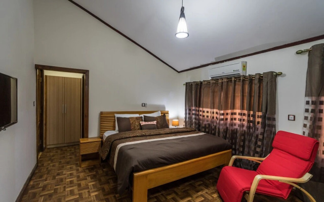 Maaha Beach Resort