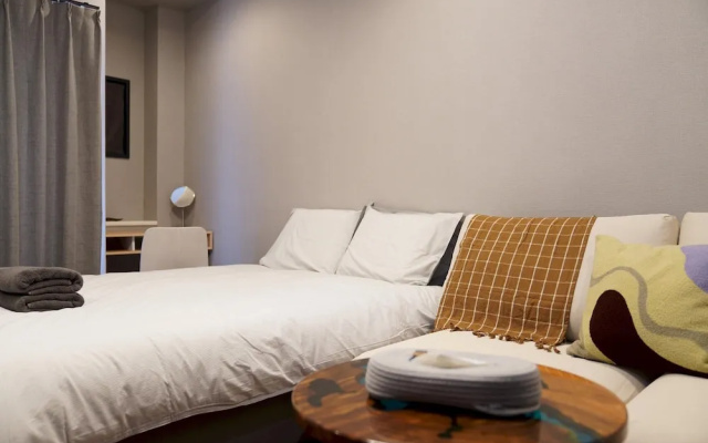 Penthouse 1-bedroom Flat in Hiroo Shibuya