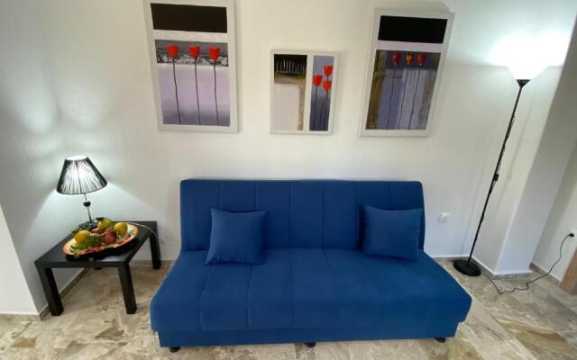 Patras Blue Suite