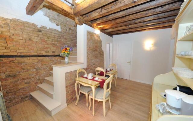 Sweet Home Venice