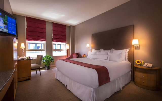 Hotel Giraffe by Library Hotel Collection