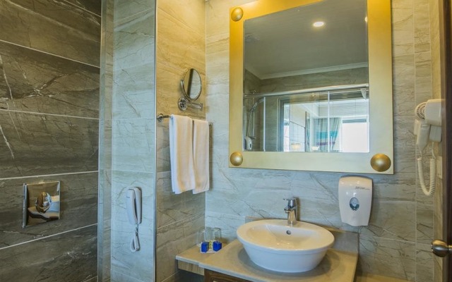 Dream World Aqua Hotel - All Inclusive